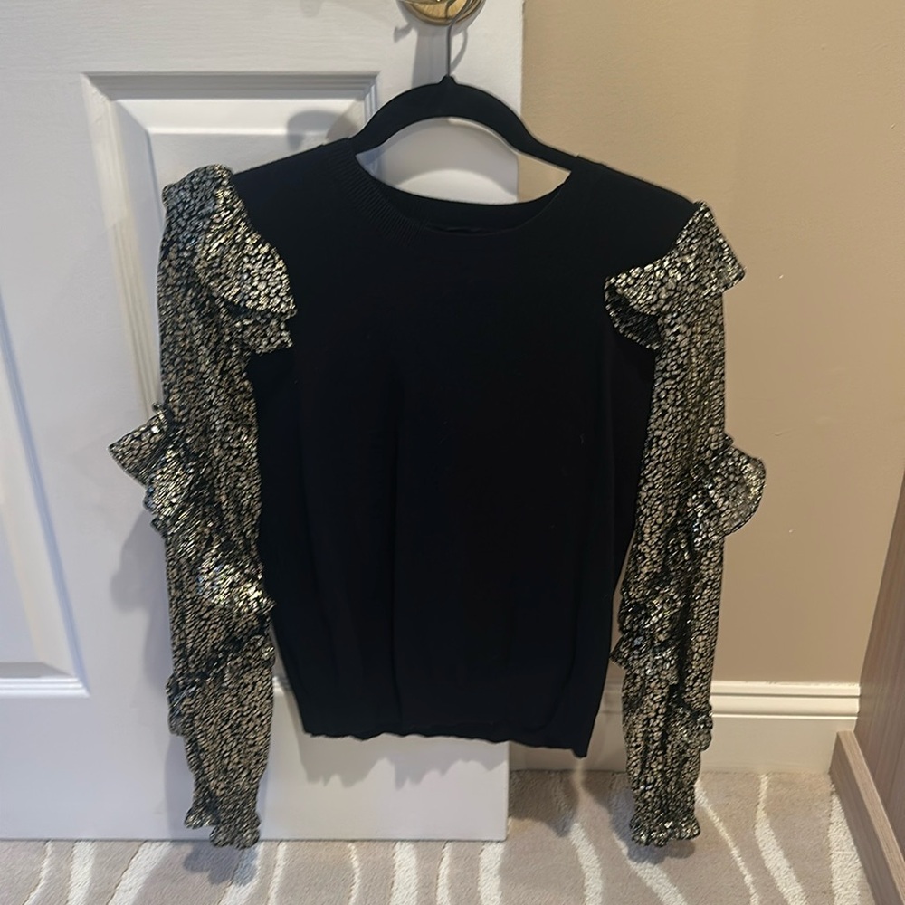 Fate sweater in size small